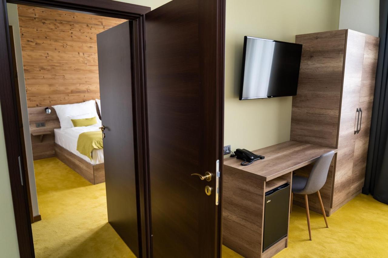 Hotel Kristaly Konferencia & Wellness Ajka Εξωτερικό φωτογραφία