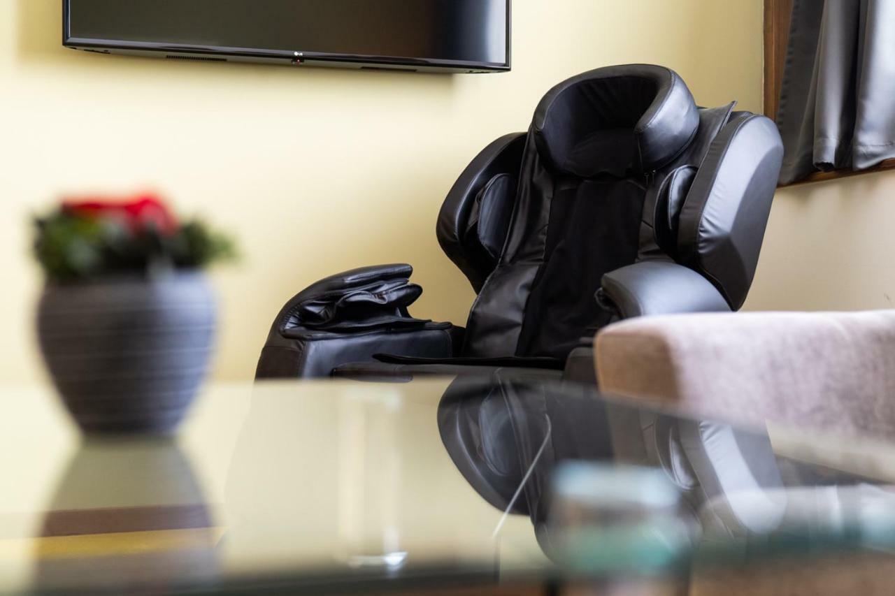 Hotel Kristaly Konferencia & Wellness Ajka Εξωτερικό φωτογραφία