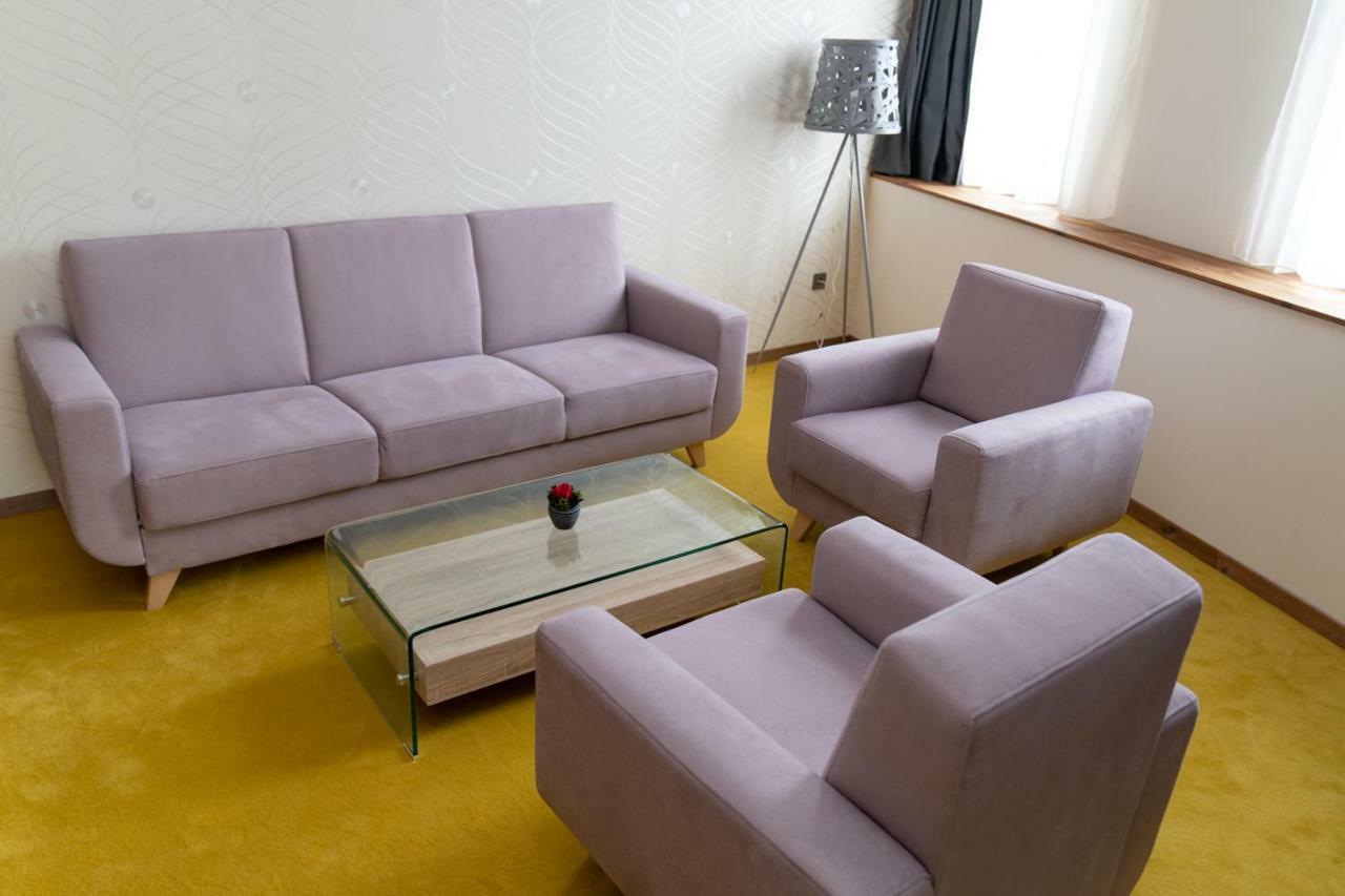 Hotel Kristaly Konferencia & Wellness Ajka Εξωτερικό φωτογραφία