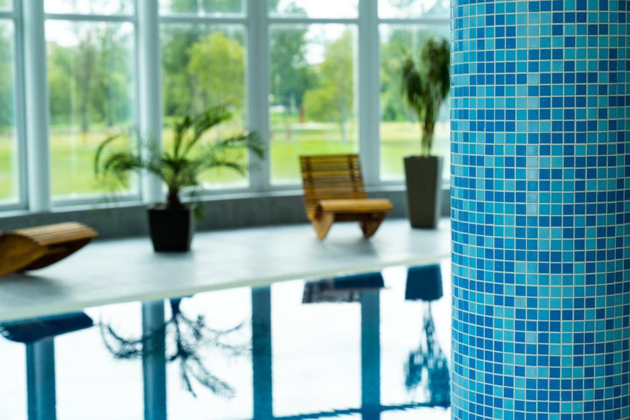 Hotel Kristaly Konferencia & Wellness Ajka Εξωτερικό φωτογραφία